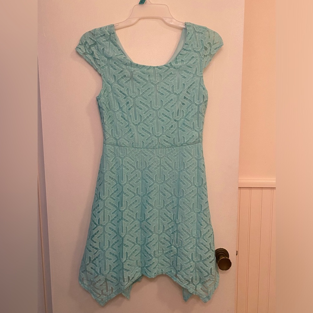 AB Studio Mint Green Cap Sleeve Lace Dress - Size Medium